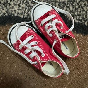 Red Converse